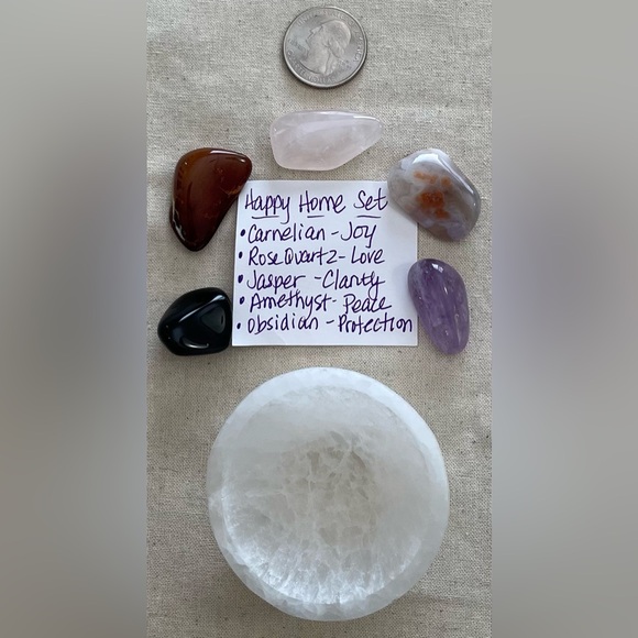 Crystal Intention Set HAPPY HOME 5 Tumbled Stones with Small Selenite Bowl - Picture 3 of 4